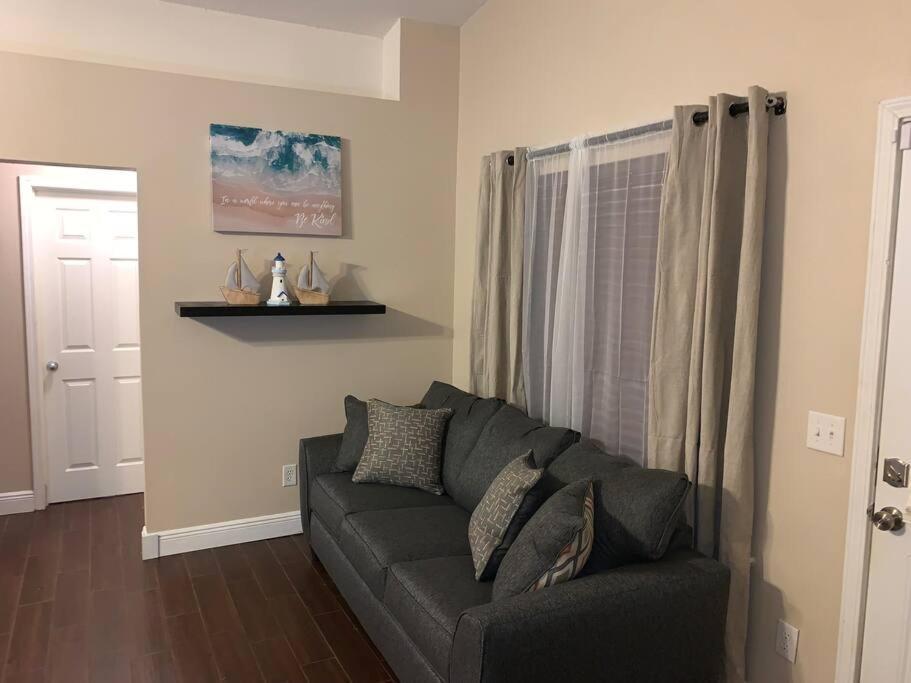 D'S Florida/Alabama Vacation Home ペンサコーラ エクステリア 写真