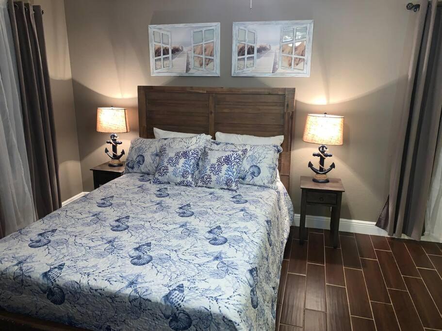 D'S Florida/Alabama Vacation Home ペンサコーラ エクステリア 写真
